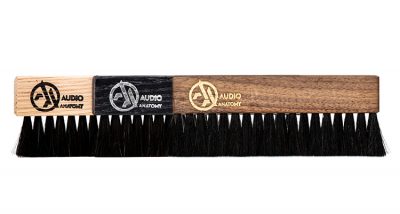 Audio Anatomy Oak Wood Vinyl Brush