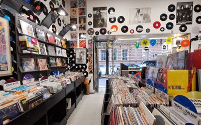 A Guide: How to Find Vintage Vinyl